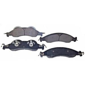 Front Semi Metallic Brake Pads For 2007-2009 Ford Expedition & 2007-2009 Lincoln Navigator