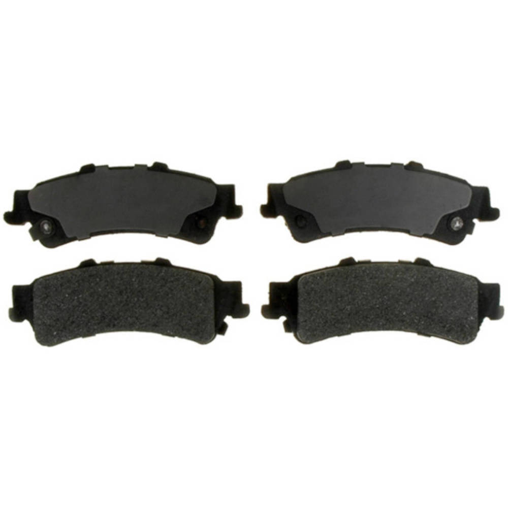 Rear Disc Brake Pad Set for 2000-2005 Cadillac DeVille & 2000-2001 Chevrolet Tahoe
